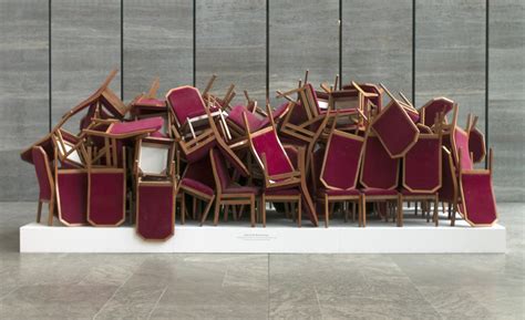 (Frühe) Geisterstunde: Morgen Samstag wird um 21 Uhr auf dem  Dorotheenstädtischen Friedhof in Berlin Vergangenheit als Gegenwart  beschworen. Mitglieder der Christa-Wolf-Gesellschaft erinnern an Christa  und Gerhard Wolf. Dürfte Peter Weissens Herakles neben Kassandra  stehen?