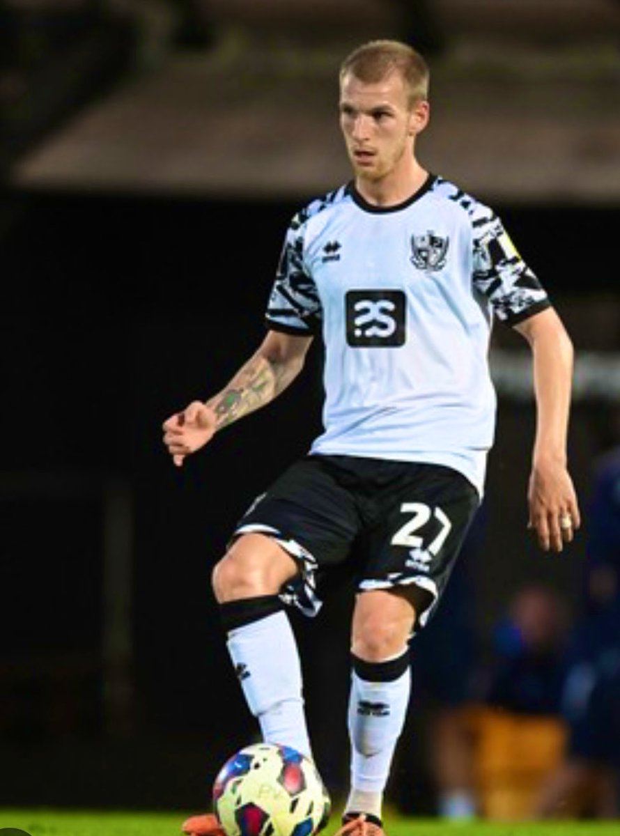 Name: Sammy Robinson
Age: 22
Location: Huddersfield, but willing to relocate 
Position: RB other positions LB/RWB/LWB/RM/LM
Previous Clubs: Manchester City, Port Vale, Kidderminster Harriers 

Looking for EFL 2 or Step 1-2