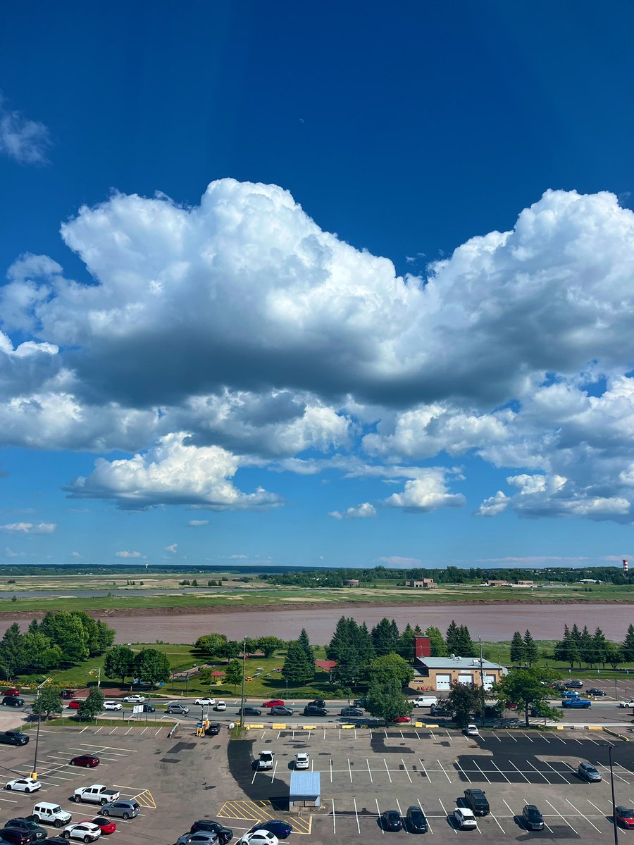sleepy_gean's tweet photo. good morning new BRUNSWICK!! https://t.co/VgCvEnKgZk