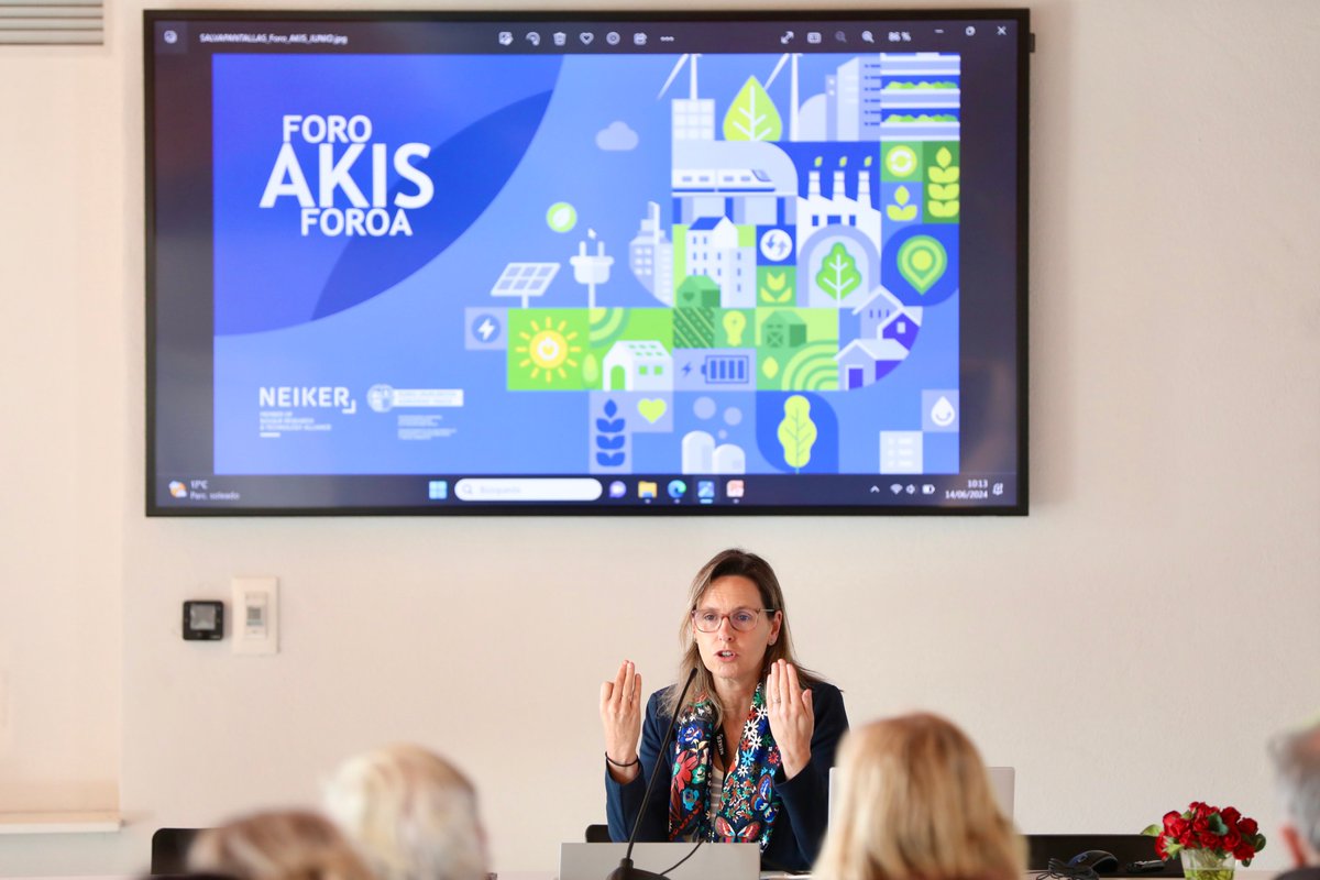 neiker_BRTA's tweet photo. 😀Estamos muy contentos con el gran número de personas que han participado en nuestro II Foro AKIS, organizado junto a @EkoGarapena

🇪🇺Esta iniciativa europea busca promover un sector agroalimentario más competitivo.

ℹ️https://t.co/b8LrRqeqlu https://t.co/5YvBplqVek