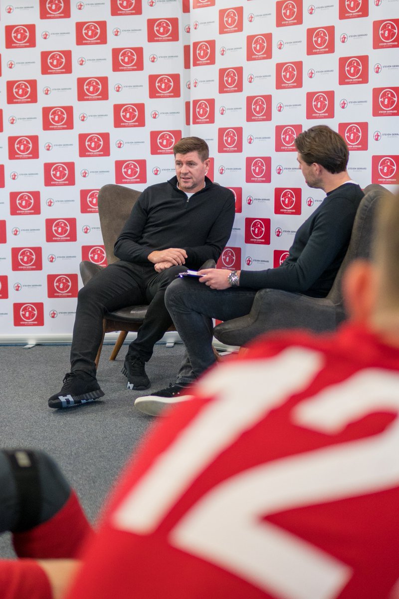 Steven Gerrard Academy tweet media
