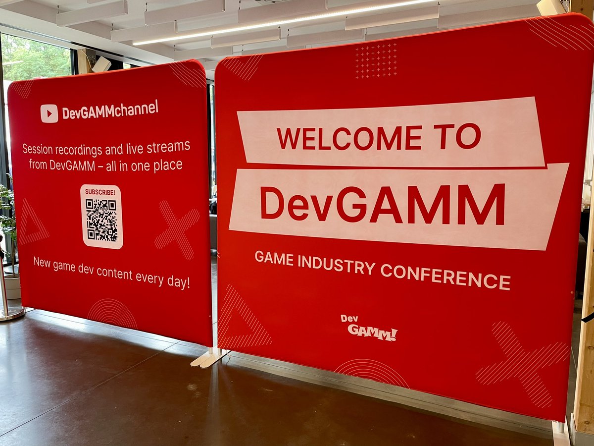 Here we are again at DevGAMM in Vilnius!
A great conference in a beautiful city.
Discovering an amazing indie showcase… 👀