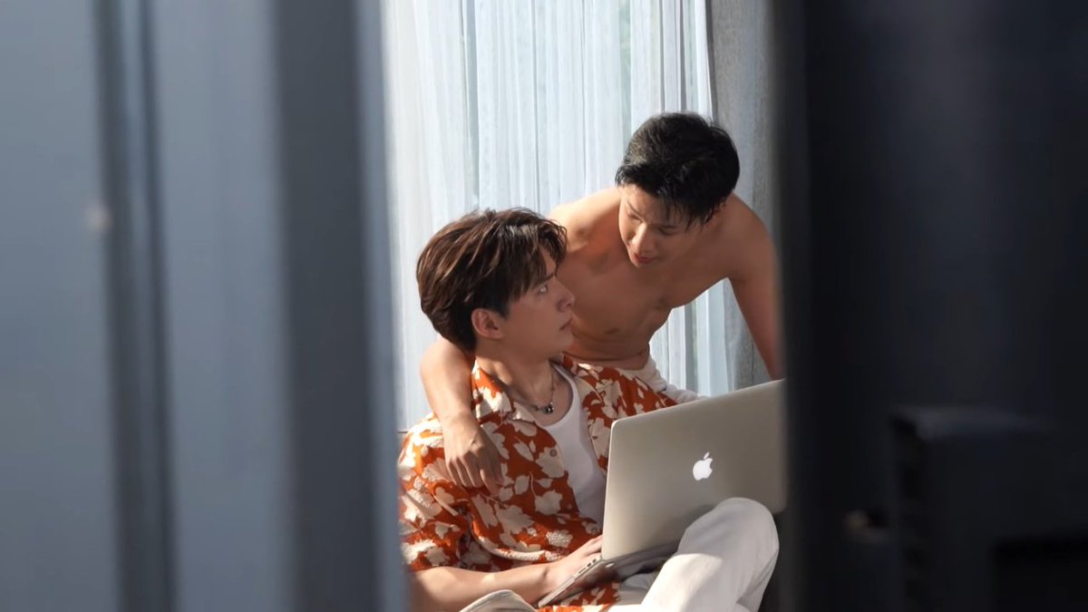MahasiswaPeraya's tweet photo. WHAT DE F???????????????????? ($+$($+$8;_#)@(91+$9+383!4(_)_!$+")'69($ IDJDLDKDO

#TheExMorning
#คริสสิงโต #ทีมพีรญา https://t.co/kaWoSMHu6p