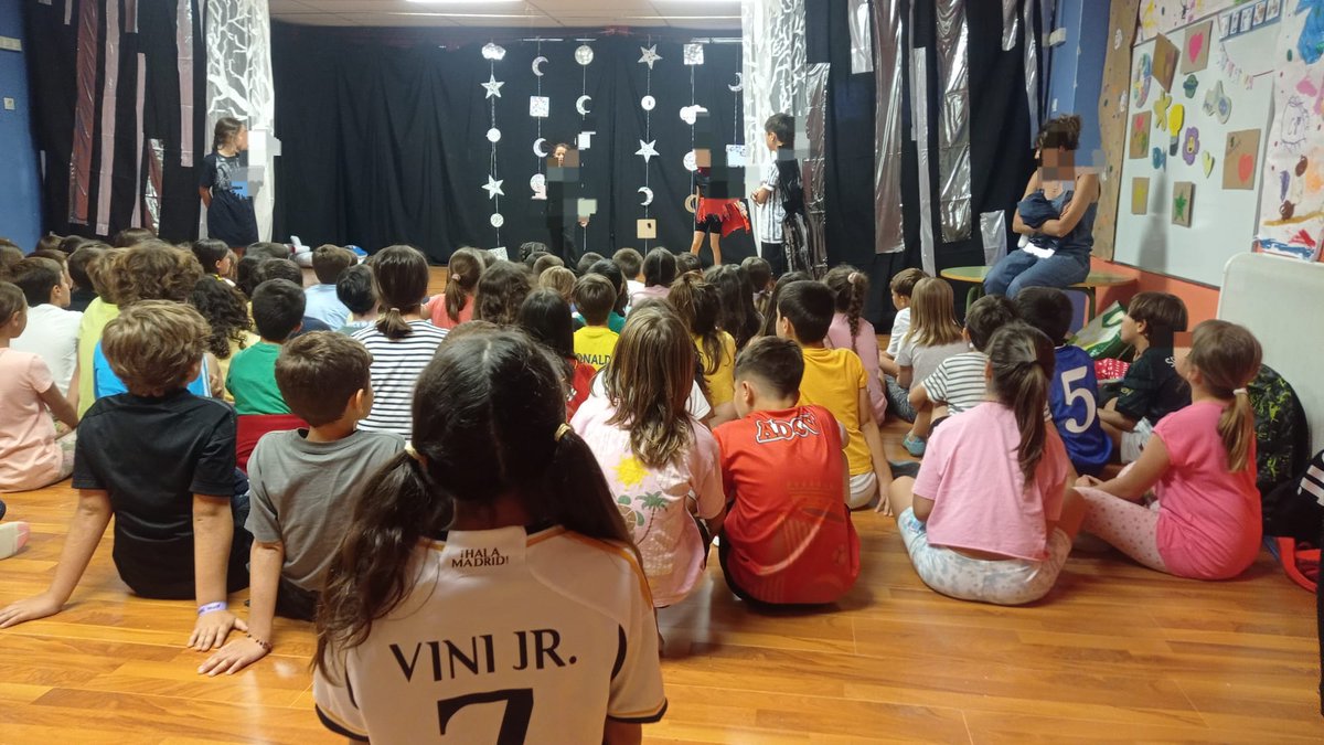 cpbangelleon's tweet photo. Los alumn@s de Pre-Felices ayer representaron su obra a varios grupos del colegio.
Como siempre un éxito y un placer! https://t.co/Bn2jQ1hT1K