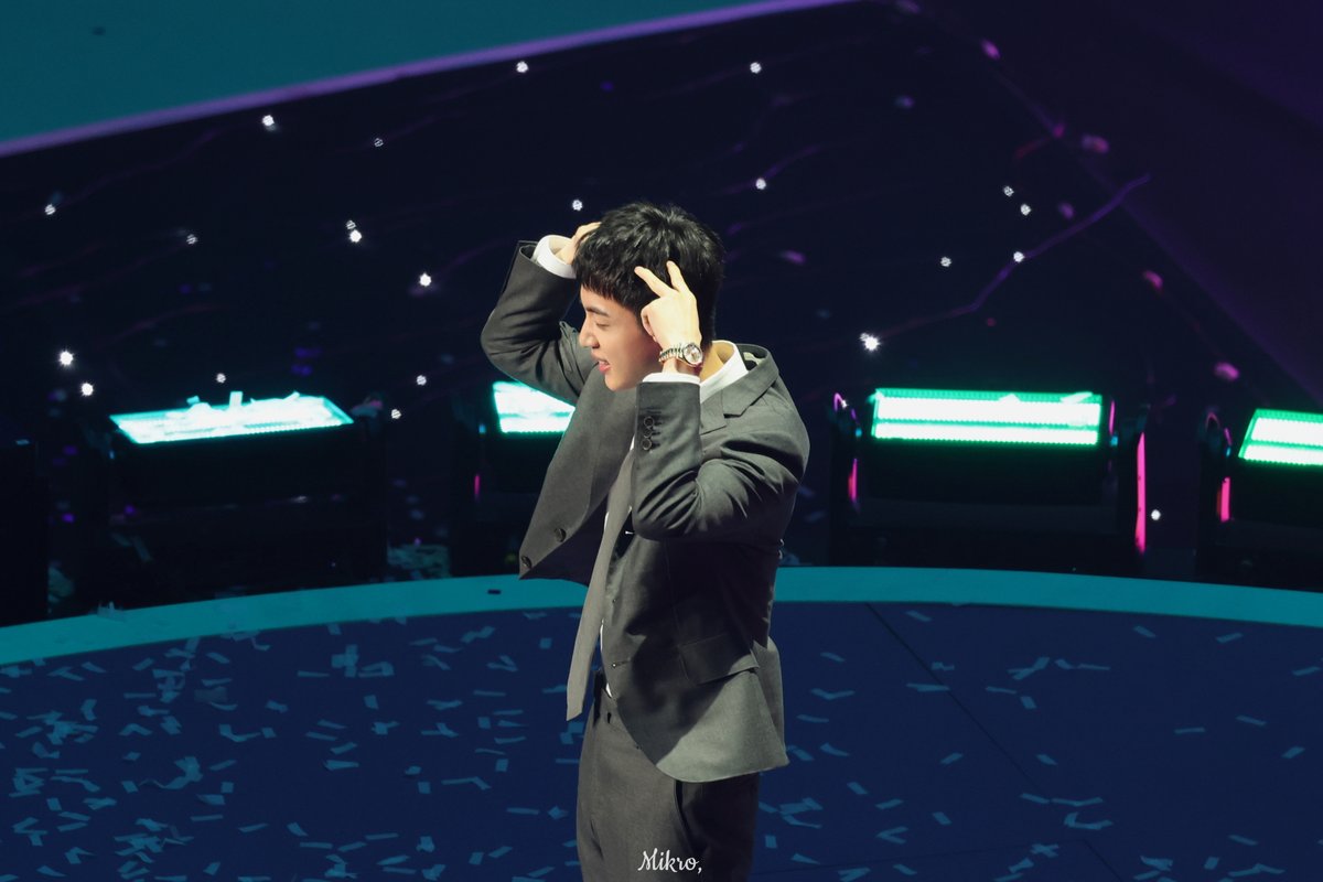 𝐌𝐢𝐤𝐫𝐨, tweet media