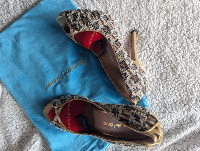 Good boy 😉 https://t.co/UKSYnCfZ5k<a href="/tag/throne"class="tags"><span>#throne</span></a><a href="/tag/wishlist"class="tags"><span>#wishlist</span></a>