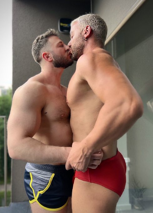 https://t.co/KdTjLDpFcM  NEW HOT CONTENT WITH @TheRealAlexPalm   @GayAmateursProd https://t.co/0AXuo<a href="/tag/summervibes"class="tags"><span>#summervibes</span></a>