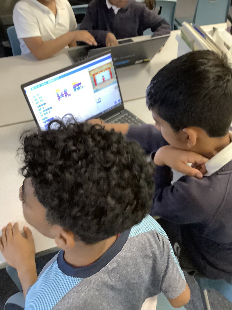 PindersPrimary's tweet photo. Year 3 have enjoyed using Scratch in their computing session today. We have started creating a quiz show to help children retain their science knowledge. #PPComputing https://t.co/cgdTsXjlQK