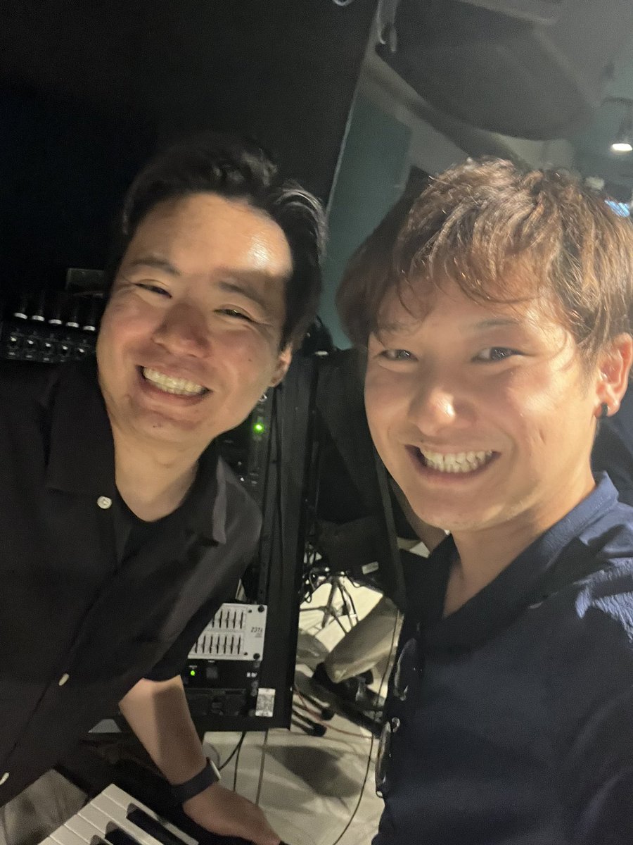 taketakemusical's tweet photo. #迷子 バンド合わせdayでした🎹🎷
#Mpink ぶりの和音さんのピアノと、
今回初めてご一緒する大内さんのリード(持ち替えてらっしゃいました😳)から沢山のエネルギーと新たなヒントをいただき、お二方の演奏に相応しい歌を歌えるよう精進しようと改めて思ったひと時でした☺️豪華なお写真を添えて♪ https://t.co/ia0LQojPZK