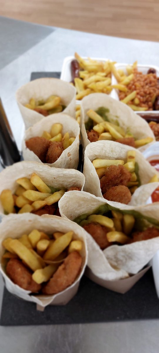 Today we experimented with a fish, chip and pea wrap! 
What a fantastic Friday treat 😁 🐟