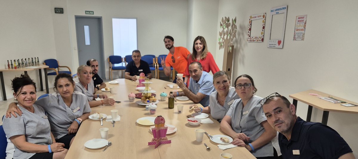 andresanimador's tweet photo. Enjoying #TeamMemberAppreciationWeek with some funny activities like #ThePriceIsRight #RadioTaiso #BreakfastWithLove #SparkDay, etc... Thanks everybody for making this team special and unique. It is a pleasure to work with all of you ❤️ https://t.co/ig3vQy6AyV