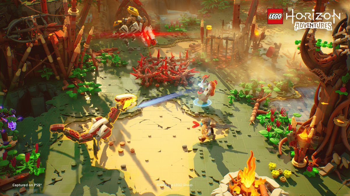 PlayStationFR's tweet photo. Aloy comme vous ne l'avez jamais vu 🏹 

Voici de nouveaux détails de gameplay de LEGO Horizon Adventures : https://t.co/6RQJmQmLEy https://t.co/YNa3XvzV9V