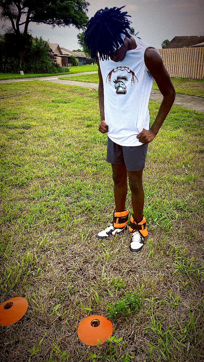 TiagoMendes_10's tweet photo. Either you choose me or watch me get chosen🗣️🎲  #Flightschool #Back4Everything https://t.co/14eOZGAMjO