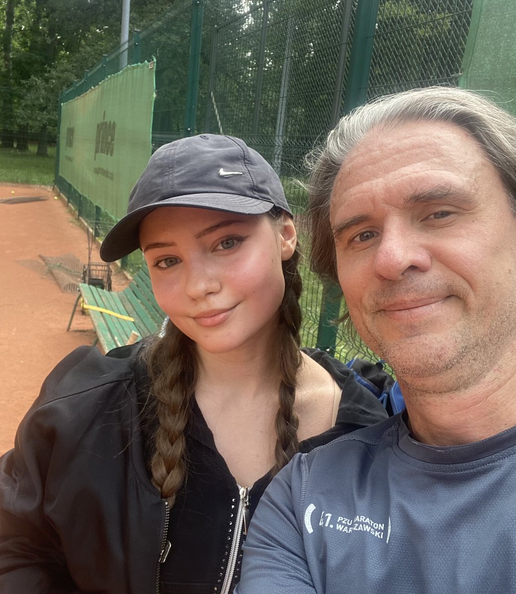 Potrenowaliśmy trochę z <a href="/CynthiaAbram_/">Cynthia Abramczyk</a> 😍 Dziś 13 kilometrów w czasie 1:00:24 👌 #Rusz4Litery ❤️🔥