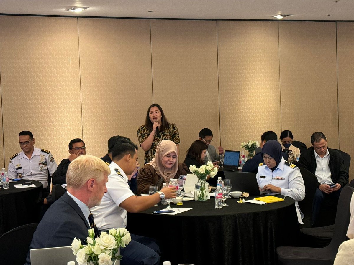 UNODC_MCP's tweet image. Coastguard agencies from 🇮🇩🇲🇾🇵🇭 gathered in Manila from 13-14 June 2024 at the 11th Contact Group on the Sulu and Celebes Seas to enhance trilateral cooperation to counter maritime threats.  #marsec #suluandcelebes