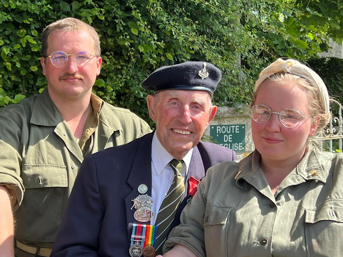 Still reflecting on my time in Normandy for #DDay80. My favourite photo, taken by <a href="/sommecourt/">Paul Reed</a>, of my partner Andy, Ken Cooke (a veteran of the Green Howards) and myself. It was an honour to spend my week educating and commemorating the medical unit we portrayed.
#ww2 #normandy