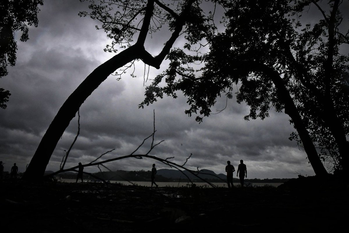 #monsoon #season #rain #cloud #people #trees #brahmaputrariver