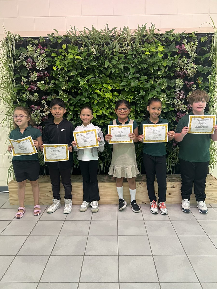 Ms. Manzo tweet media