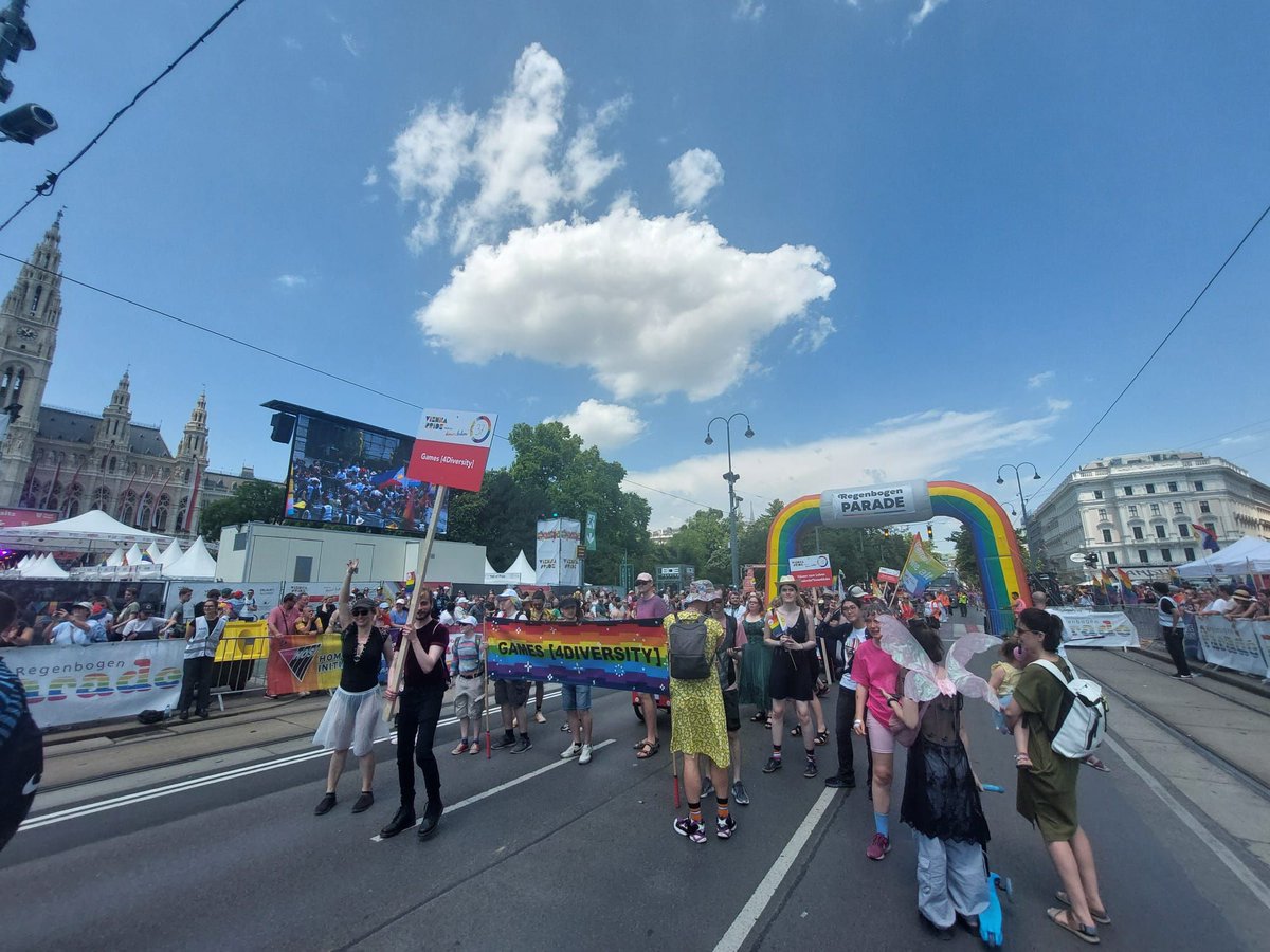 G4div's tweet image. Looking back at last week&apos;s Vienna Rainbow Pride 🌈
Thank you to everyone that joined and supported us!
buff.ly/45nC93I