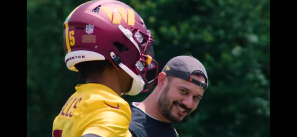 ChefJamesHTTR's tweet image. Find someone that looks at you, the Tavita looks at @JayD__5
#takecommand @Commanders #raisehail