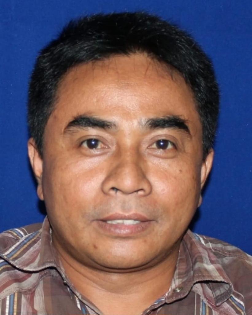 moccametz's tweet photo. NAMA : YUSUF SUWARNO
TTL : SEMARANG, 14/02/1968

KEJAHATAN: PENIPUAN BERKEDOK HAJI
TOTAL KORBAN: 110++
TOTAL KERUGIAN: 2,6++ M

OPEN BOUNTY: 5.000.000 https://t.co/RFAFLz5Mgb