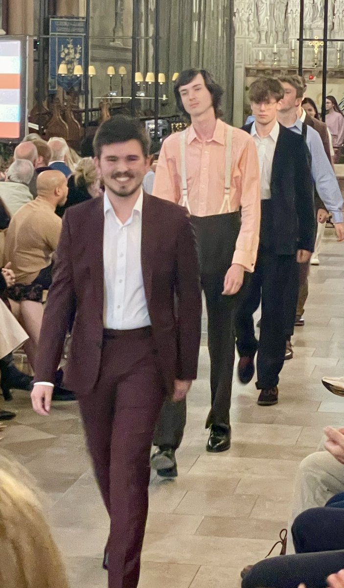 Arrow Vale 6th Form tweet media