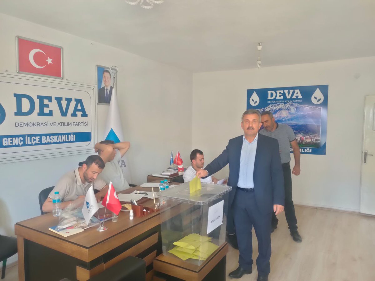 deva12genc's tweet photo. Deva partisi Genç İlçe 2. Olağan kongresi yapıldı. Mevcut İlçe Başkanı  Abdulbaki Erdoğmuş'un başkanlığa ikinci kez seçildiği kongre, il ilçe yönetim kurulu üyeleri ve delegelerin katılımı ile gerçekleşti. Hayırlı olsun https://t.co/oIF8A8vGdC