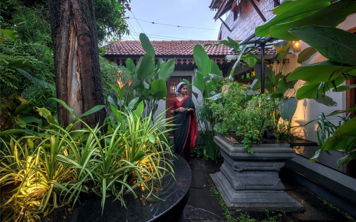 IndicAesthetics's tweet image. Sarada Vihar by 7th hue studio in Kerala, India.
