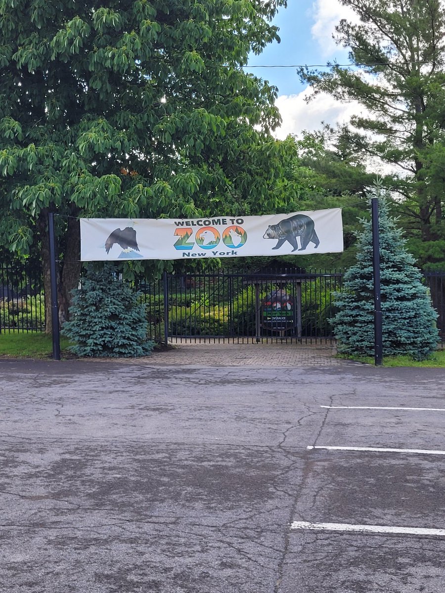 We have arrived at Zoo New York for #NexstarFDOC2024 #nexstarnation <a href="/NXSTMediaGroup/">Nexstar Media Group, Inc.</a>