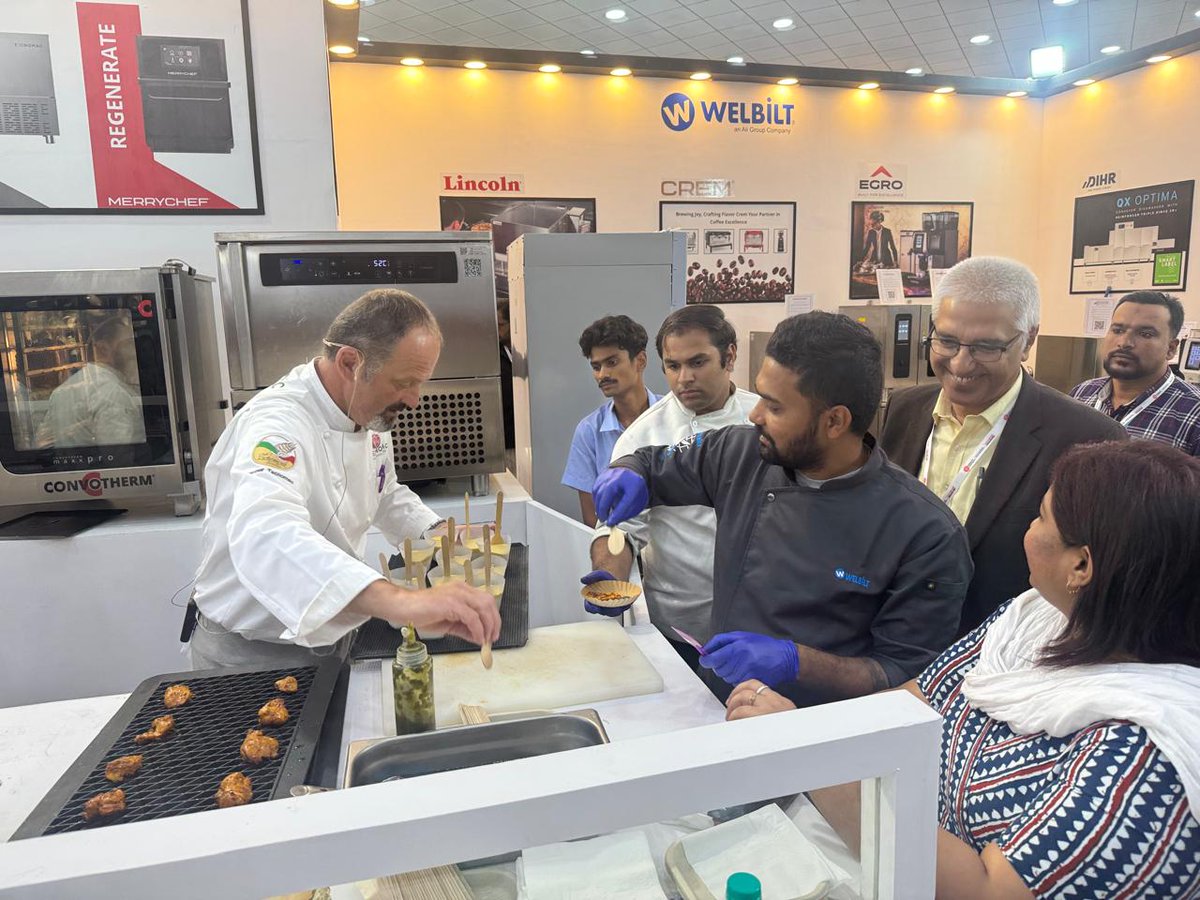 idebroy's tweet photo. A fantastic experience at @WoHospitalityIn today! 

Learnt about the Cook-Chill-Regenerate concept for kitchen management at the @WelbiltInc  booth with live demonstration of cutting-edge kitchen equipment by skilled chefs. https://t.co/nH0Y7uboGC