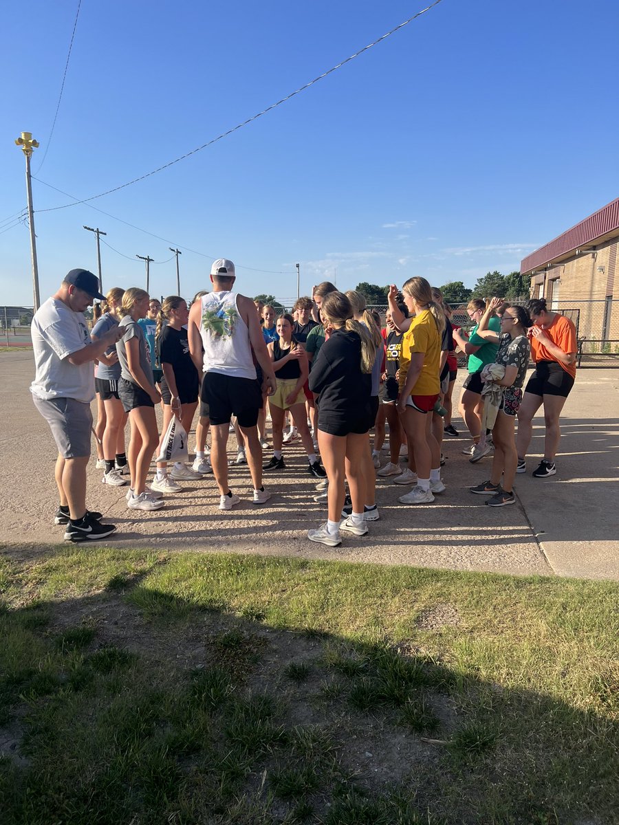 Lady Red Volleyball tweet media