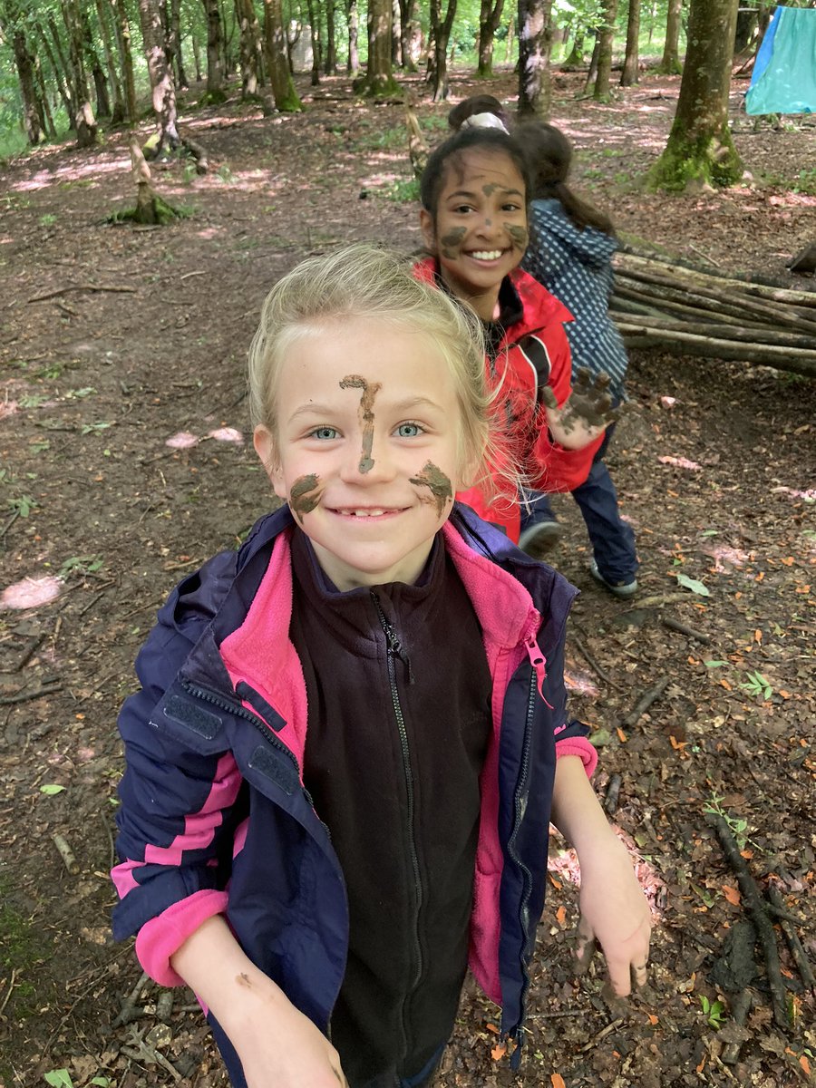 PipersForestSch's tweet image. Year 3 #pipersprep day continues with mud! #forestfun #pipersgrounds
