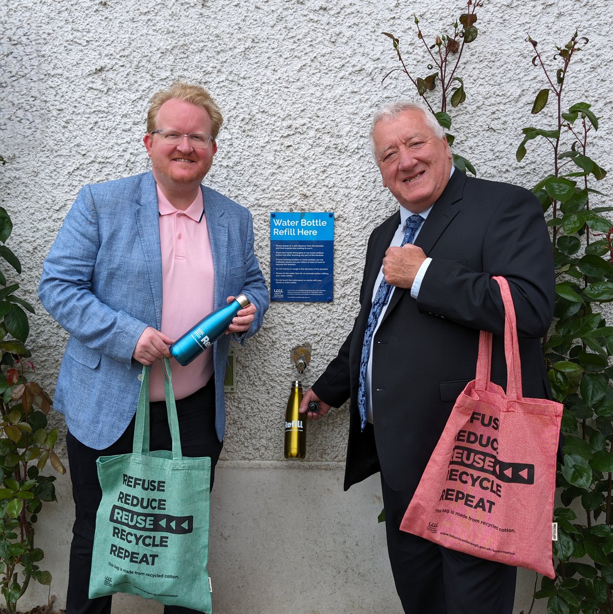 lisburnccc's tweet image. Step up for Reuse - eat, drink &amp;amp; shop with less waste this World Refill Day (Sun 16 June). For a chance to WIN 1 OF 5 Refill Goodie Bags, reply to this tweet &amp;amp; tell us your favourite reusable item. LCCC residents only &amp;amp; closes at 12:00 noon on Fri 21 June. #WorldRefillDay
