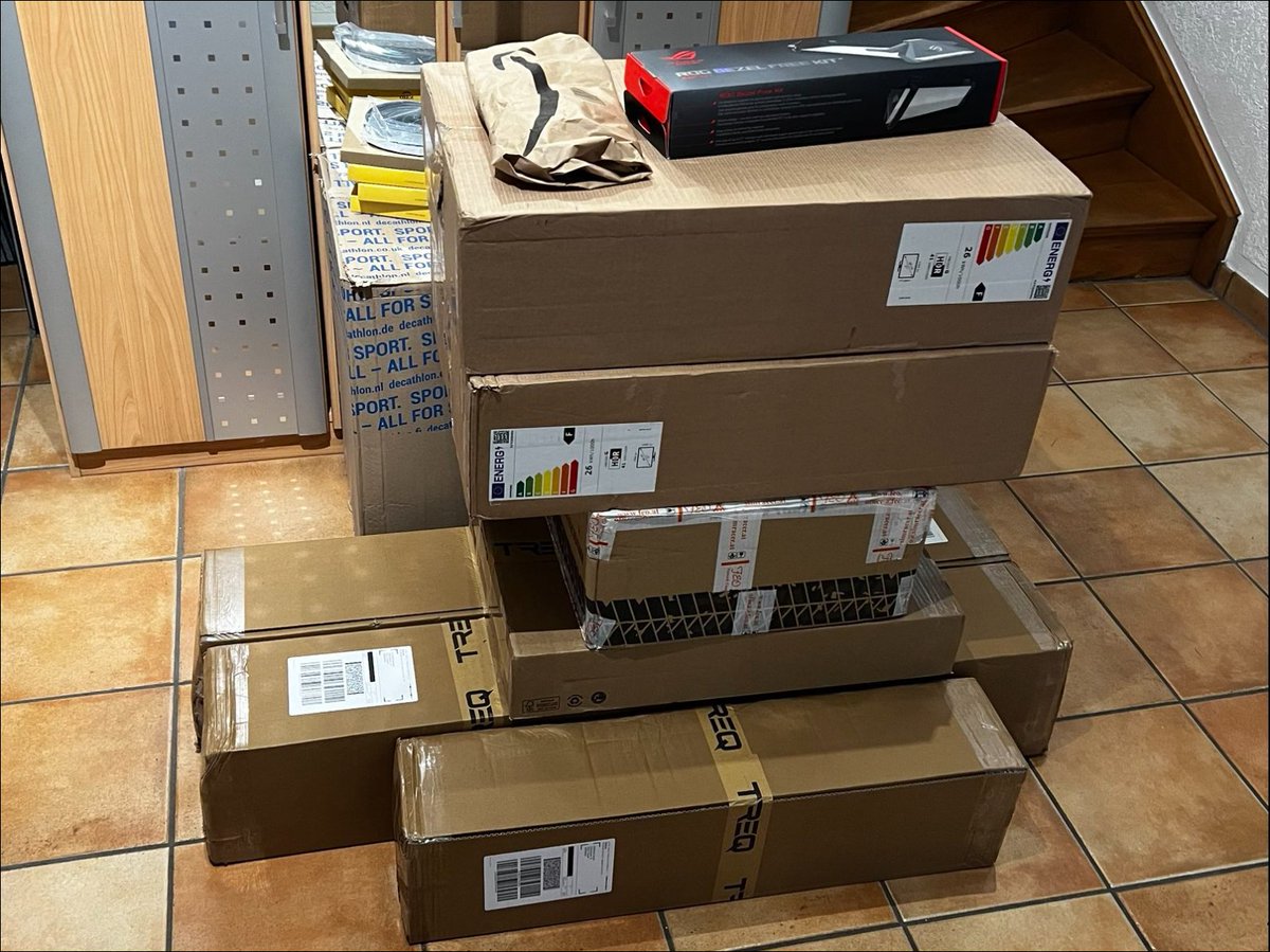 simplymarc01's tweet image. Congratulations to you on getting a new I-racing car streaming equipments. Nothing beats getting a new streaming equipments so lovely!
#streamers
#newstreamers
#carracinggames
#youtuber
#twitchstreamers
#affiliate
#twitch
#youtuber
DM for channel growth and remember to follow me!