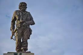 Che era una de esas personas a quien todos le tomaban afecto inmediatamente, por su sencillez, por su carácter y por su naturalidad
#ComoElChe #MaceoVive #CheYMaceoViven #MaceoYCheViven #CubaPorLaVida  #CubaCoopera <a href="/cubacooperaven/">Brigada Médica Cubana en Venezuela</a> <a href="/CubaMir_Ven/">Brigada Médica Cubana Estado Miranda</a> <a href="/QuemaitoVe/">ElQuemaitoVe Edo Miranda</a> <a href="/NacionalCd24907/">CDI Guardia Nacional</a>