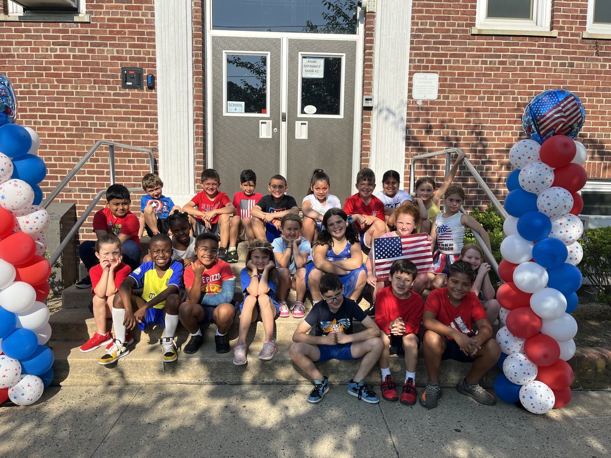 Happy Flag Day! ⁦<a href="/OSchool4/">School 4</a>⁩