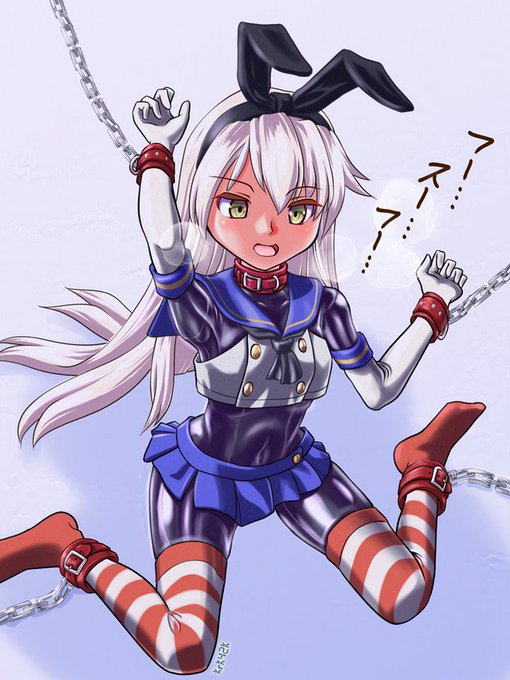 着ぐるみラバースーツ島風に、いろいろ取り付けて・・ 