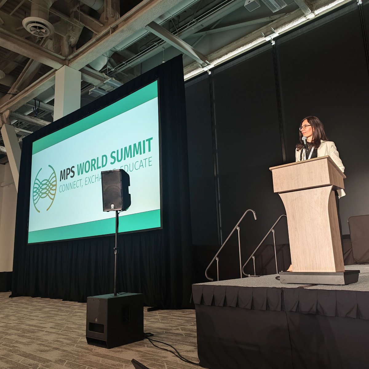 Milica Radisic (@milicaruoft) on Twitter photo It was awesome to open the day with a Keynote at <a href="/MPSWorldSummit/">MPS World Summit</a> yesterday <a href="/CRAFT_mfluidics/">CRAFT</a> <a href="/acceleration_c/">Acceleration Consortium (AC)</a> booth was super well visited, great to see so many alumni <a href="/ZhaoYimu/">yimu zhao</a> #organonachip #organoid It was awesome to open the day with a Keynote at <a href="/MPSWorldSummit/">MPS World Summit</a> yesterday <a href="/CRAFT_mfluidics/">CRAFT</a> <a href="/acceleration_c/">Acceleration Consortium (AC)</a> booth was super well visited, great to see so many alumni <a href="/ZhaoYimu/">yimu zhao</a> #organonachip #organoid