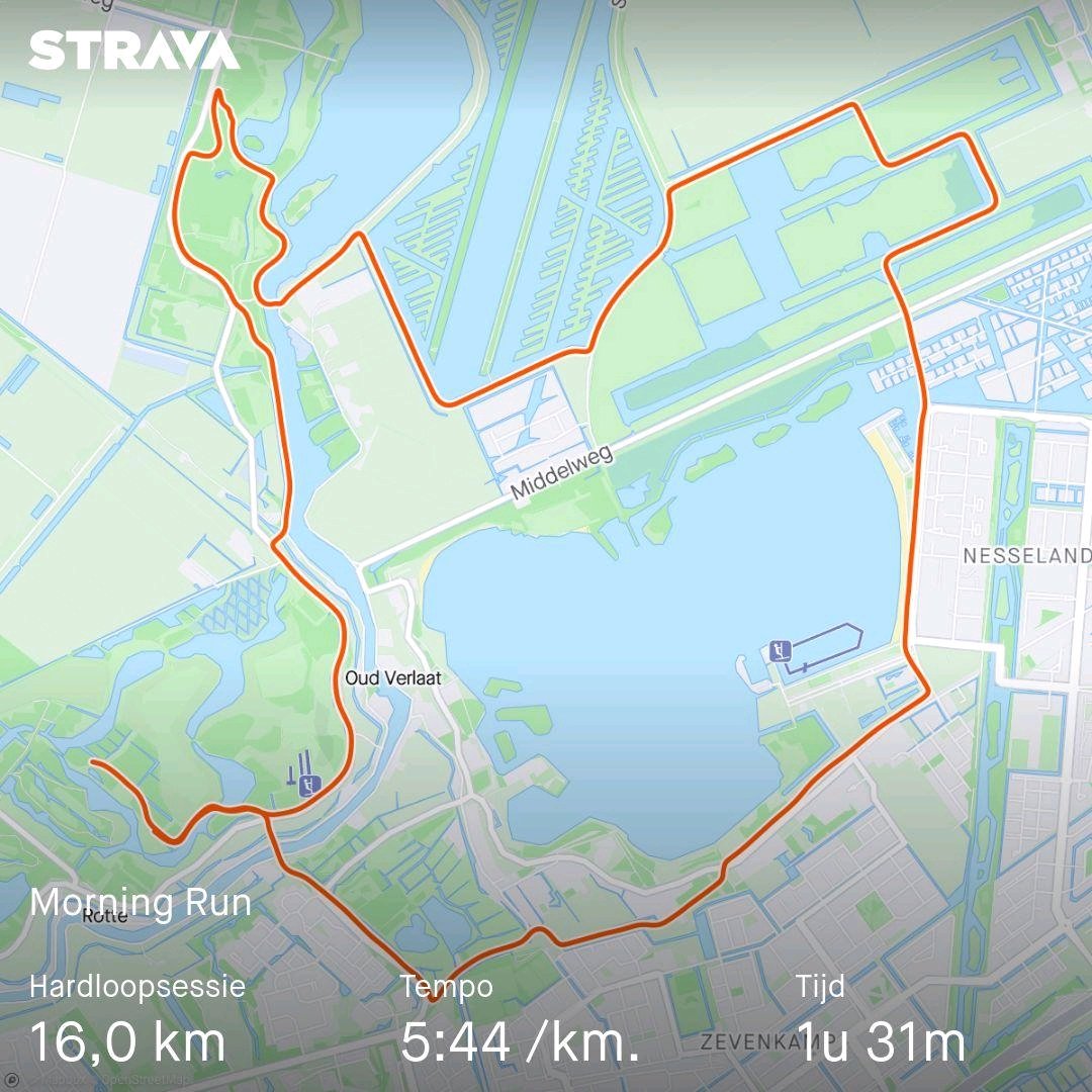RunningAbove50's tweet image. Lekkere kilometers met goede gesprekken met een goede vriend #garmin #beatYourself #fit50to65