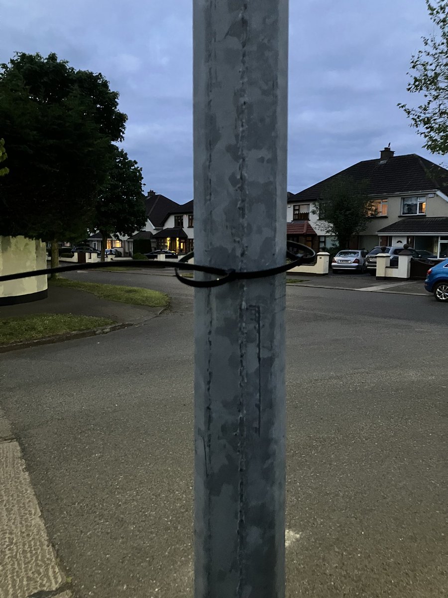 Denogeog's tweet photo. @Fingalcoco The lamp posts of Portmarnock are now adorned with cable ties. Many posters removed loads of cable ties left behind. https://t.co/7F6h7Odd2N