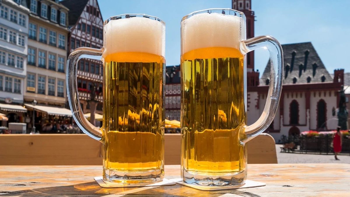 TheKilpin's tweet photo. Best place to drink German Lager and watch the Euros in Nottingham? 
Err Hello!!

We’ve got over 40 bottled beers, and five on tap including ⁦@ABKbeer⁩ ⁦@BitburgerUK⁩ ⁦@PauIaner⁩ ⁦@fruhbeer⁩
Buy 4mixed bottles for just £20
#germanlager #euros2024 #lager https://t.co/Ew0bcl5oTf