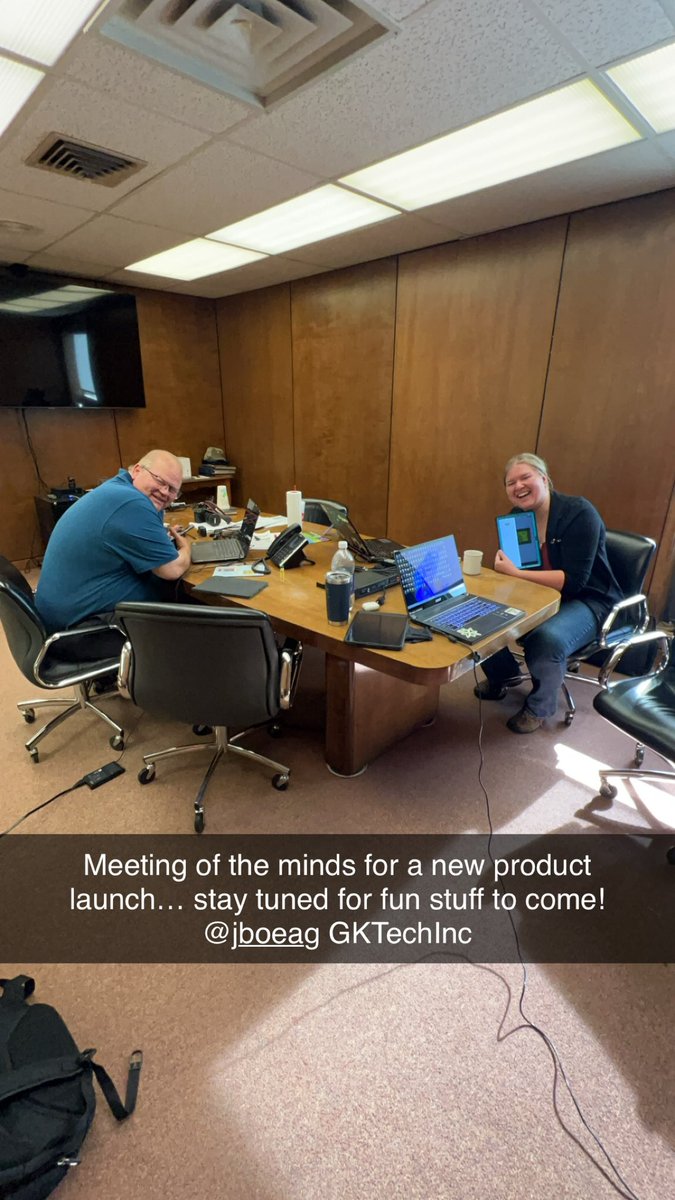 SarahHallGanje1's tweet photo. Working a new @GKTechInc app product launch! It’s gonna be fun! @GKTechInc @gkdarin @JodiBoe #AgTech #PrecisonAg https://t.co/JKvwOKCtXj