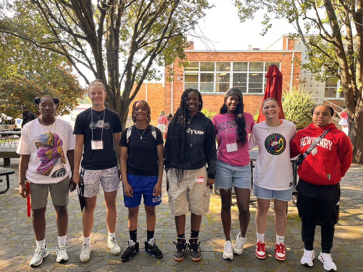 #NewberryCollege #NewberryBound
It’s Wolf Nation Friday  🐺 ❤️
Say hello to our newest Wolves, minus a few. #WolvesWay #Family 
Do the WORK and TRUST the process