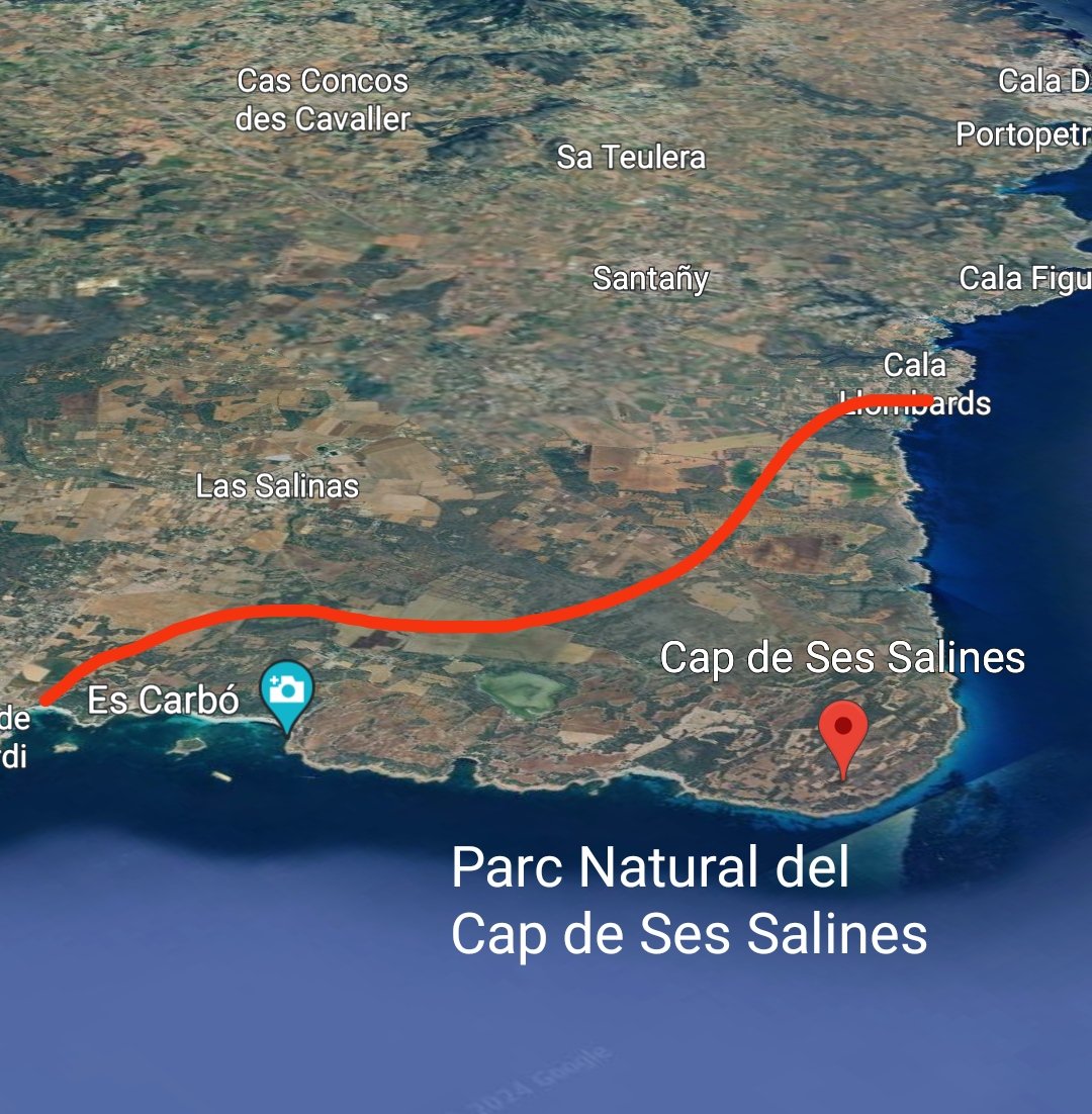- Problema: saturació del Caló del Moro i cales del Sud de Mallorca 
- Solució: creació del Parc Natural se Ses Salines, des de la Colònia de Sant Jordi fins Cala Llombards, amb zones d'accés restringit (com el Caló des Moro), per als no residents durant l'estiu.