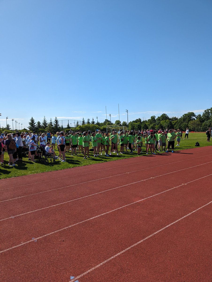 SODeanBarnes's tweet photo. A great day for the HDSB Special Athletics event at Garth Webb Secondary School in Oakville! https://t.co/i1xtiOkz4K