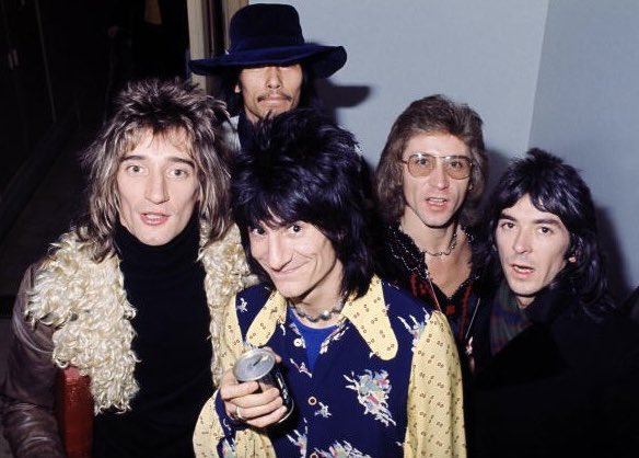 TheOfficialFaces (@official_faces) on Twitter photo Happy Faces Friday 🎸
What Faces songs are you all listening to today?
•
•
#faces #thefaces #facesfriday #rocknroll #music #band #musicians Happy Faces Friday 🎸
What Faces songs are you all listening to today?
•
•
#faces #thefaces #facesfriday #rocknroll #music #band #musicians
