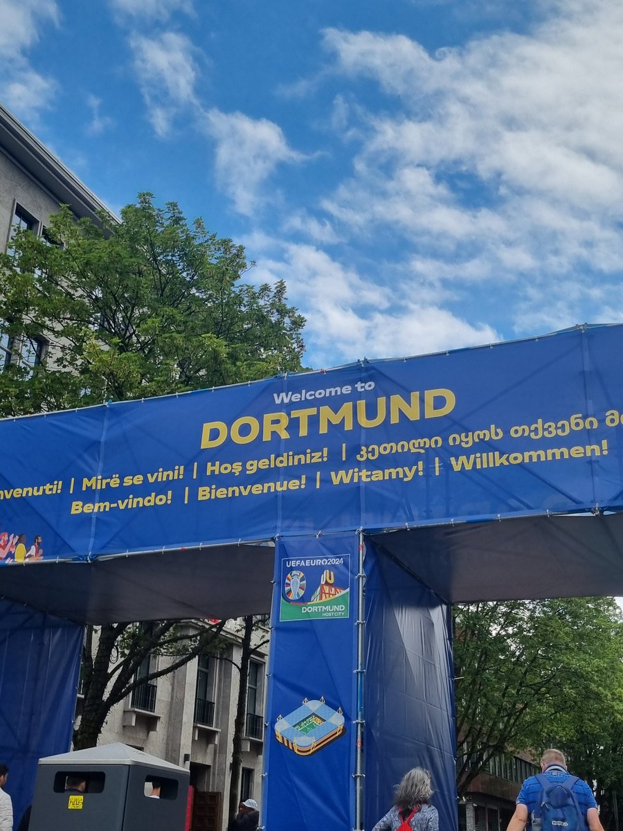 Christian Tüscher tweet media