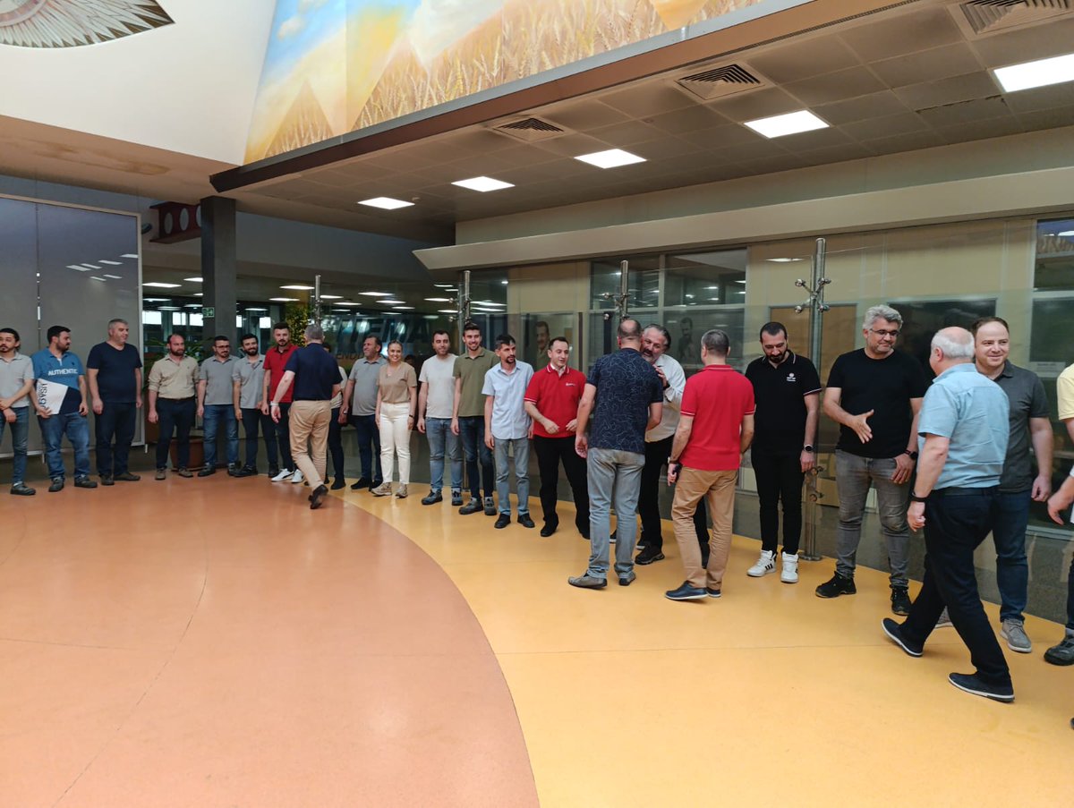 Çerkezköy fabrikamızda personelimiz ve yönetim kadromuzun katılımı ile geleneksel bayramlaşmamızı gerçekleştirdik. Tüm Hattat camiası ve personelimize iyi bayramlar dileriz🎉