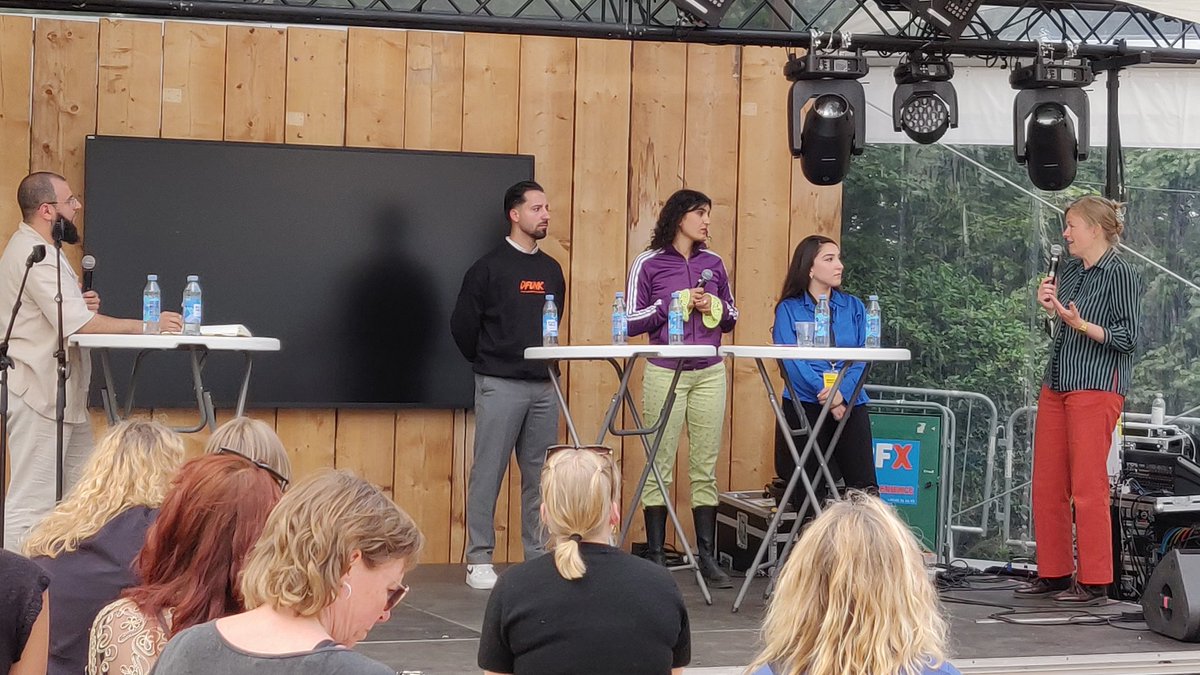 Eva Gregersen tweet media