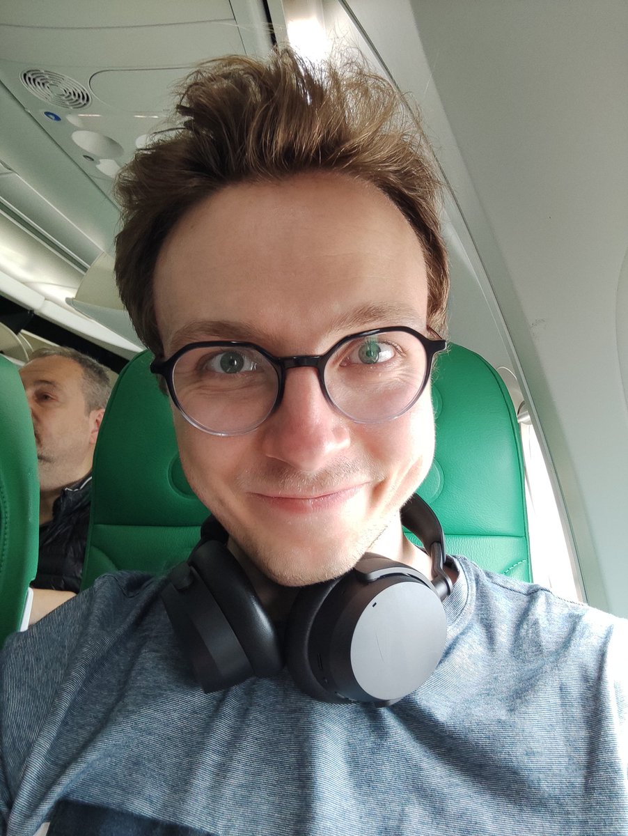 DougFromParis's tweet photo. OmwToDreamhackSummerFrom Paris !!!
#ewc #dreamhacksummer https://t.co/4y1iy6oSLG